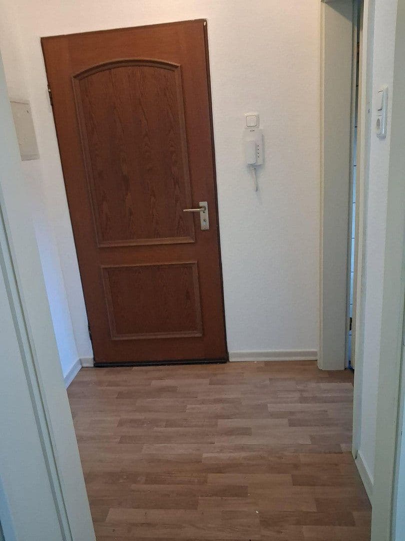 Pronájem bytu 3+1 70 m², Kölner Straße 137, Leverkusen, Severní Porýní-Vestfálsko Pronájem bytu 3+1 70 m², Kölner Straße 137, Leverkusen, Severní Porýní-Vestfálsko