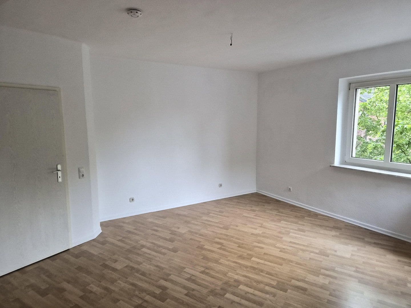 Pronájem bytu 3+1 70 m², Kölner Straße 137, Leverkusen, Severní Porýní-Vestfálsko Pronájem bytu 3+1 70 m², Kölner Straße 137, Leverkusen, Severní Porýní-Vestfálsko
