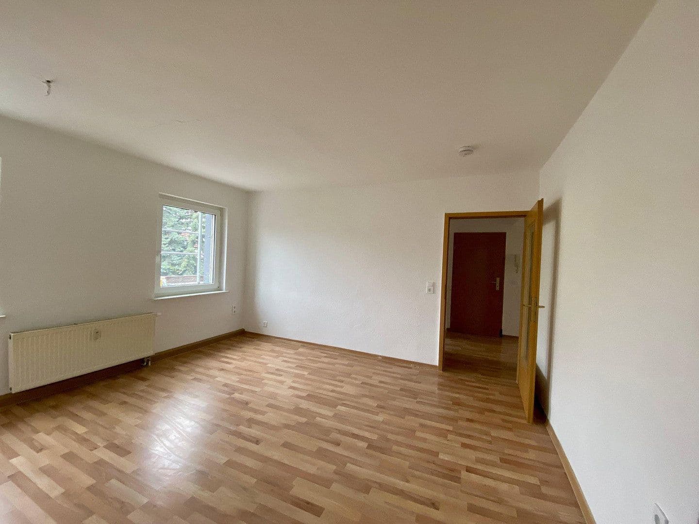 Pronájem bytu 4+kk 79 m², Neukieritzsch, Sasko Pronájem bytu 4+kk 79 m², Neukieritzsch, Sasko