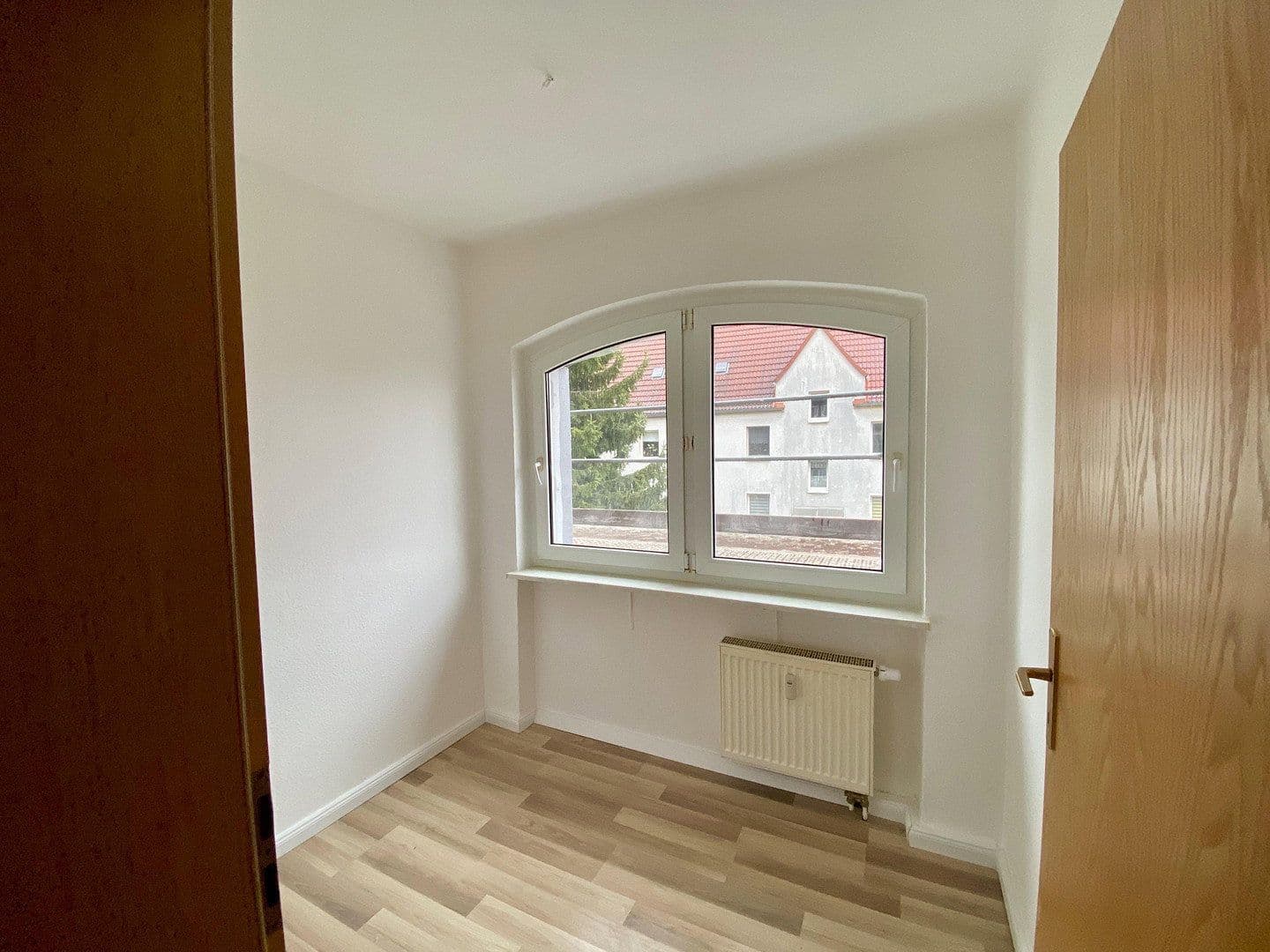 Pronájem bytu 4+kk 79 m², Neukieritzsch, Sasko Pronájem bytu 4+kk 79 m², Neukieritzsch, Sasko