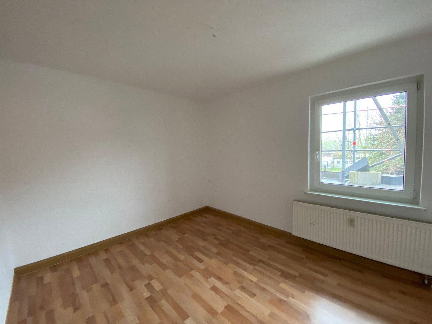 Pronájem bytu 4+kk 79 m², Neukieritzsch, Sasko Pronájem bytu 4+kk 79 m², Neukieritzsch, Sasko