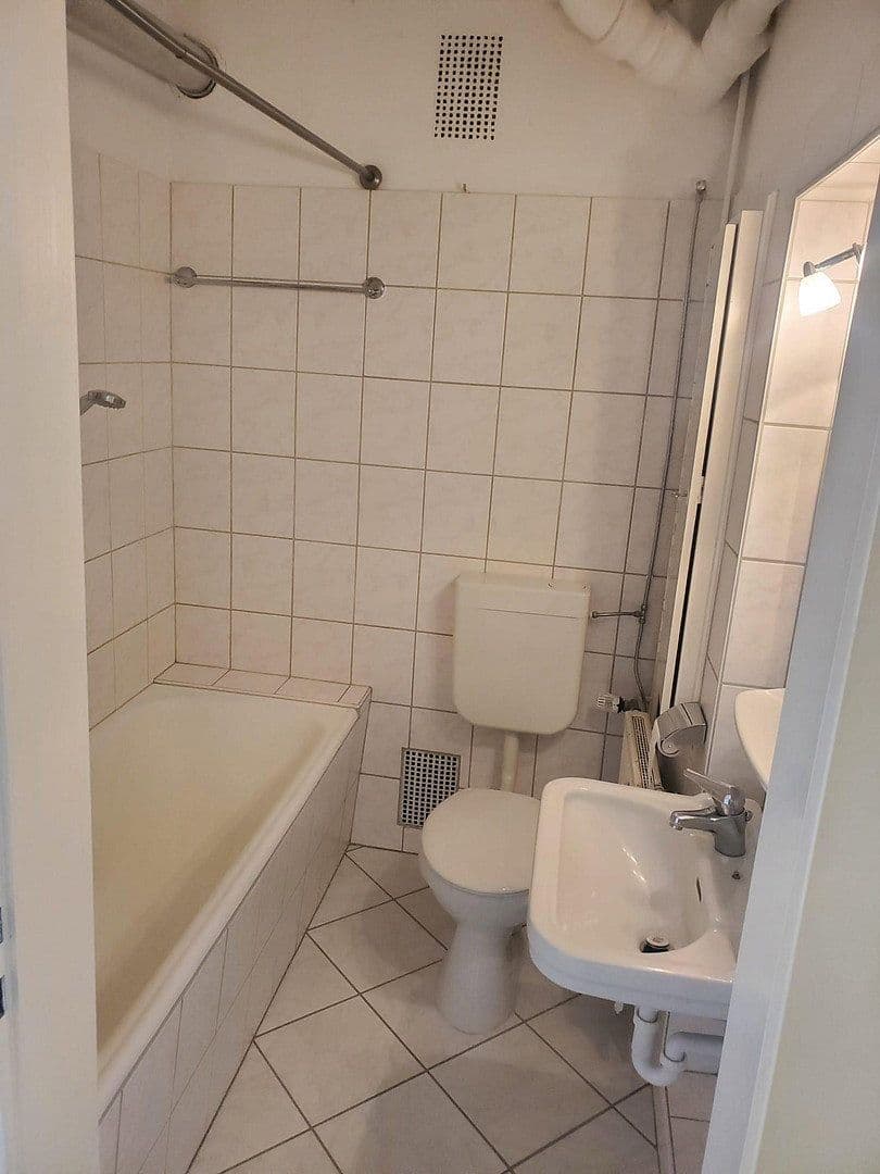 Pronájem bytu 3+1 12 m², Osnabrück, Dolní Sasko Pronájem bytu 3+1 12 m², Osnabrück, Dolní Sasko