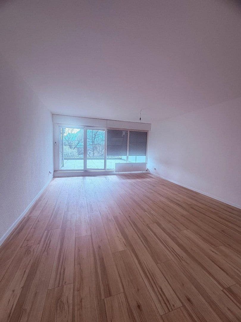 Pronájem bytu 3+1 109 m², Kurfürstenwall 9-11, Recklinghausen, Severní Porýní-Vestfálsko Pronájem bytu 3+1 109 m², Kurfürstenwall 9-11, Recklinghausen, Severní Porýní-Vestfálsko