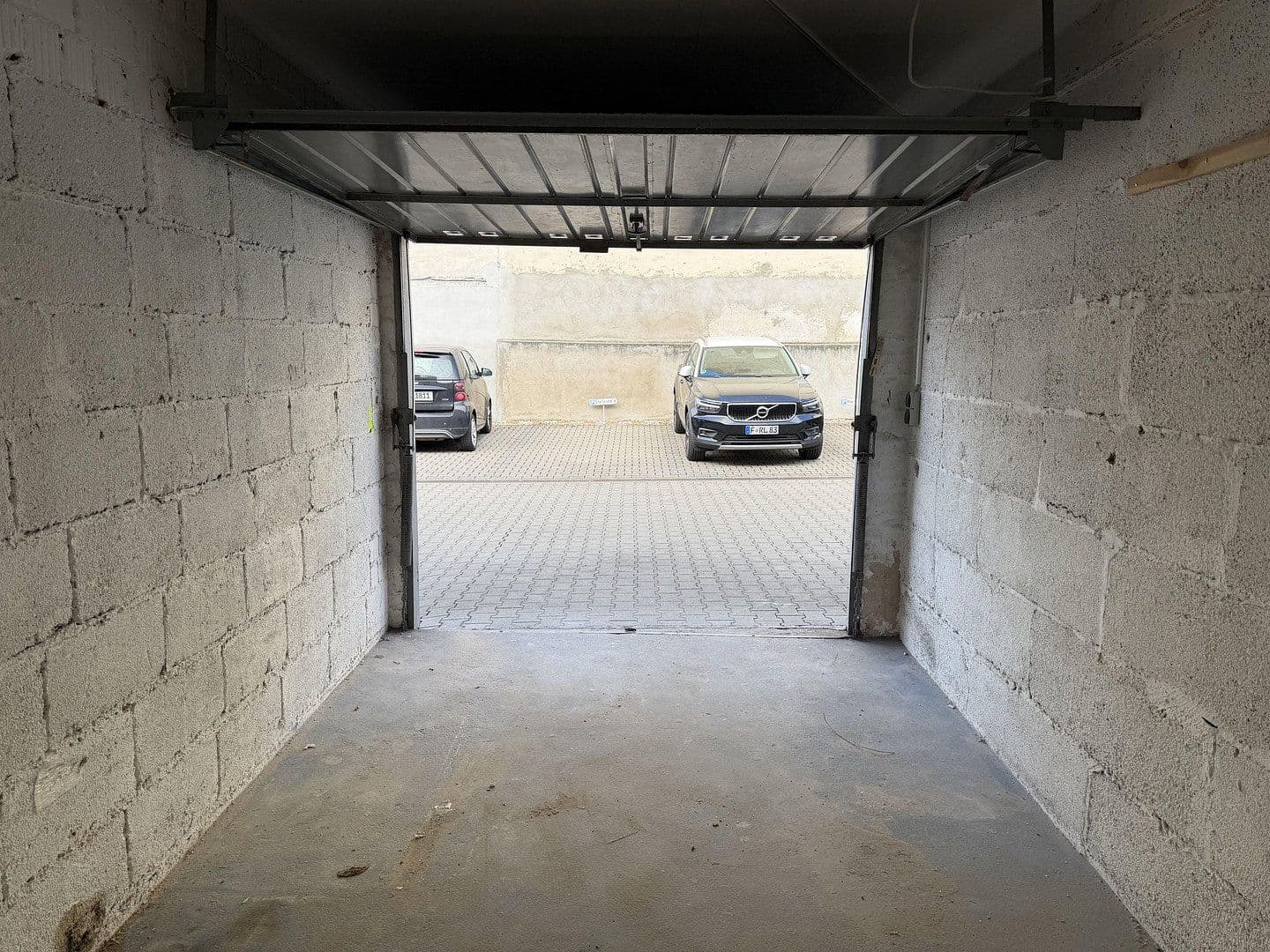 Pronájem garáže, Löwengasse 12, Frankfurt am Main, Hessen Pronájem garáže, Löwengasse 12, Frankfurt am Main, Hessen