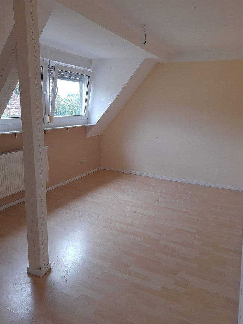 Pronájem bytu 3+1 70 m², Landau, Porýní-Falc Pronájem bytu 3+1 70 m², Landau, Porýní-Falc