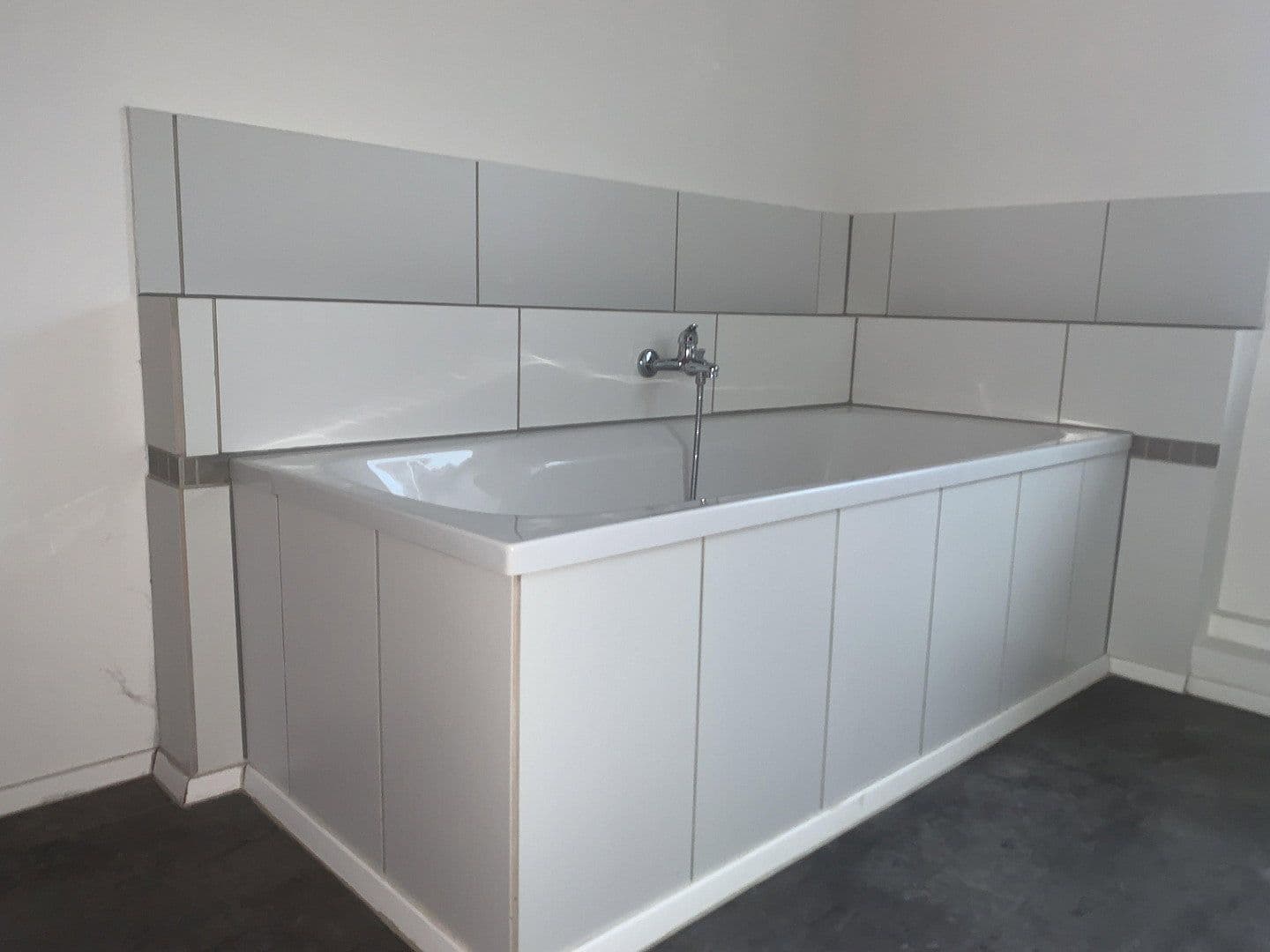Prodej bytu 3+1 91 m², Hauptstraße 16, Altenmedingen, Dolní Sasko Prodej bytu 3+1 91 m², Hauptstraße 16, Altenmedingen, Dolní Sasko
