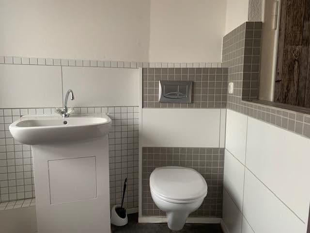 Prodej bytu 3+1 91 m², Hauptstraße 16, Altenmedingen, Dolní Sasko Prodej bytu 3+1 91 m², Hauptstraße 16, Altenmedingen, Dolní Sasko