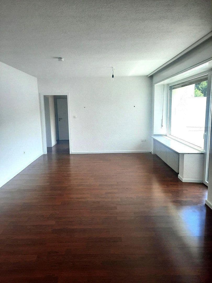 Pronájem bytu 4+1 111 m², Talstr. 2, Castrop-Rauxel, Severní Porýní-Vestfálsko Pronájem bytu 4+1 111 m², Talstr. 2, Castrop-Rauxel, Severní Porýní-Vestfálsko