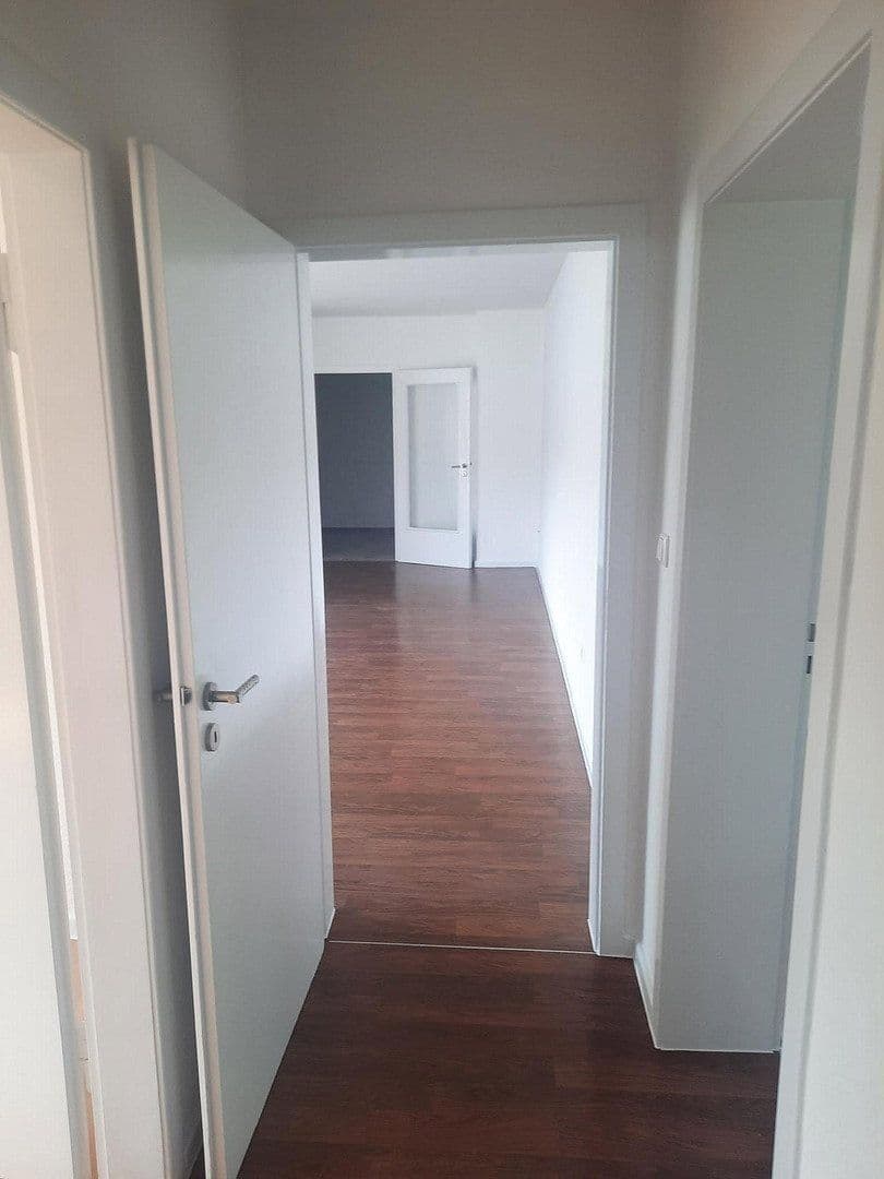 Pronájem bytu 4+1 111 m², Talstr. 2, Castrop-Rauxel, Severní Porýní-Vestfálsko Pronájem bytu 4+1 111 m², Talstr. 2, Castrop-Rauxel, Severní Porýní-Vestfálsko