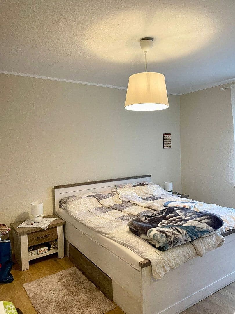 Pronájem bytu 2+1 43 m², Grillparzerweg 41, Wuppertal, Severní Porýní-Vestfálsko Pronájem bytu 2+1 43 m², Grillparzerweg 41, Wuppertal, Severní Porýní-Vestfálsko