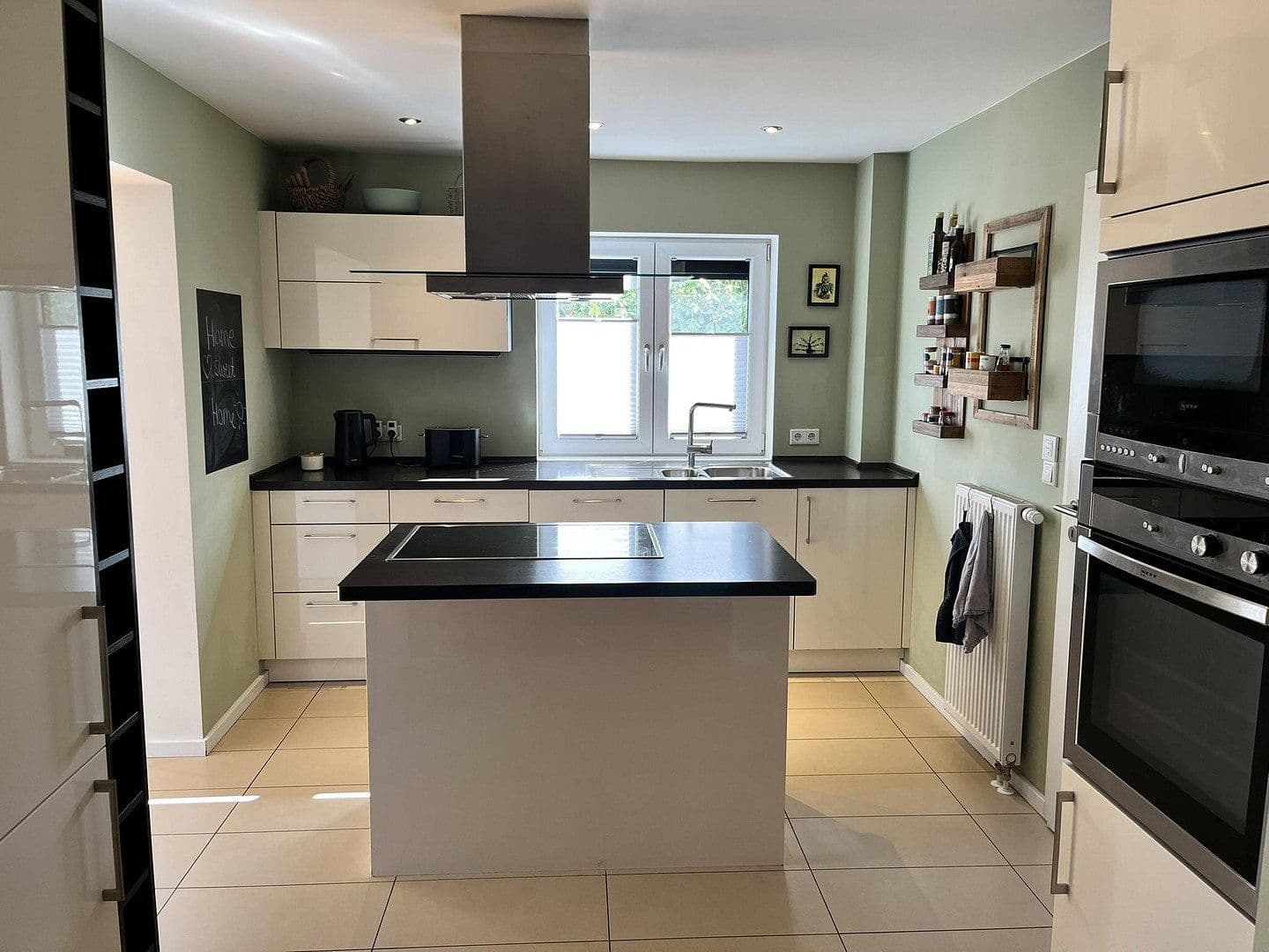 Pronájem domu 135 m², pozemek 450 m², Hamburg, Hamburg Pronájem domu 135 m², pozemek 450 m², Hamburg, Hamburg