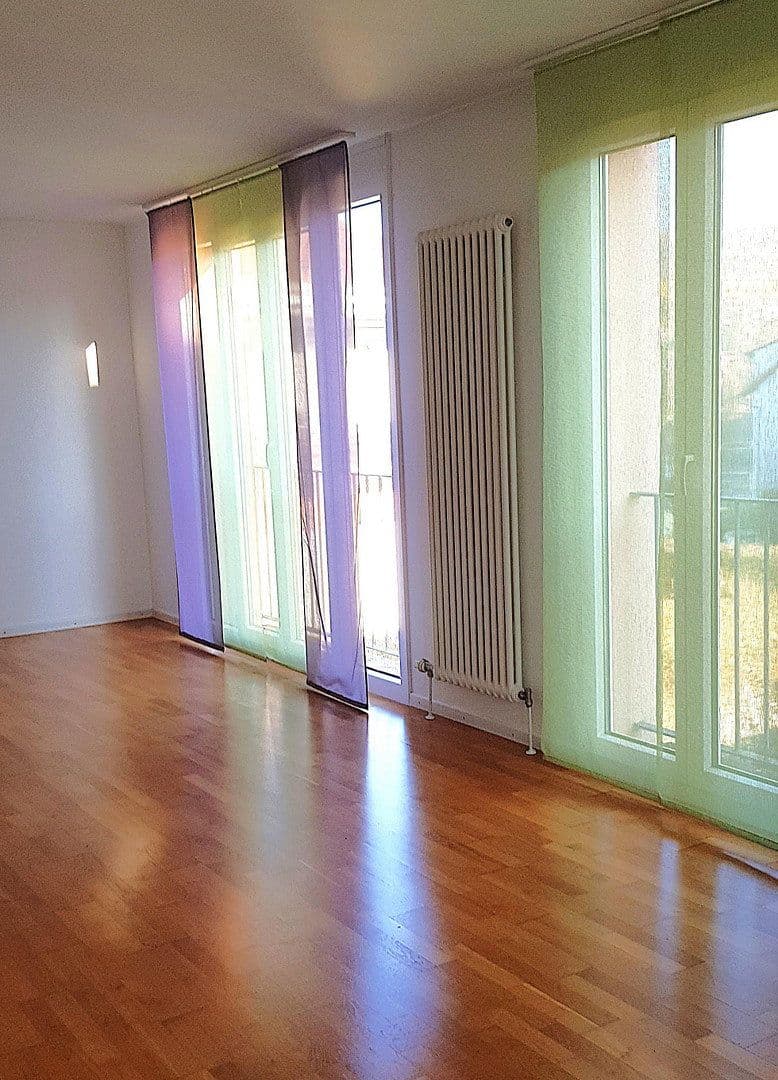 Prodej bytu 2+kk 70 m², Ob der Linden 18, Niefern-Öschelbronn, Bádensko-Württembersko Prodej bytu 2+kk 70 m², Ob der Linden 18, Niefern-Öschelbronn, Bádensko-Württembersko