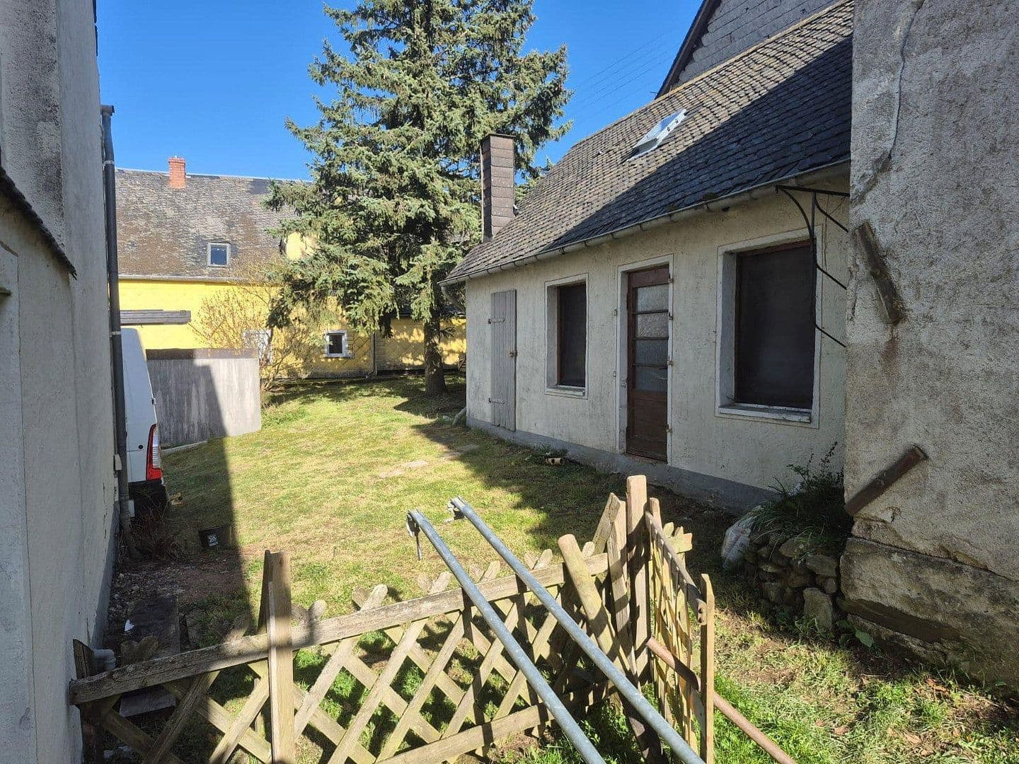 Prodej domu 121 m², pozemek 1.767 m², Altlay, Porýní-Falc Prodej domu 121 m², pozemek 1.767 m², Altlay, Porýní-Falc