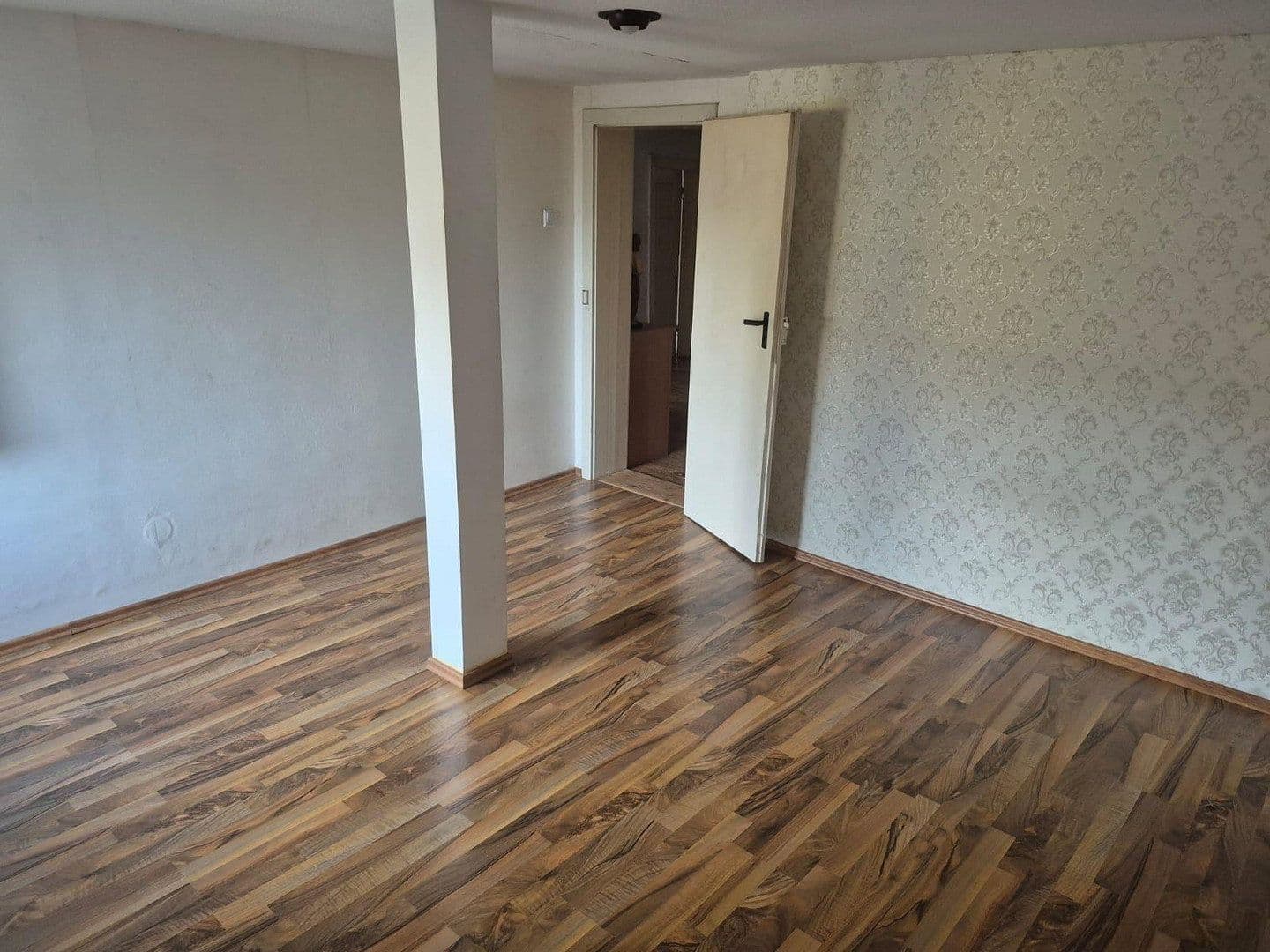 Prodej domu 121 m², pozemek 1.767 m², Altlay, Porýní-Falc Prodej domu 121 m², pozemek 1.767 m², Altlay, Porýní-Falc