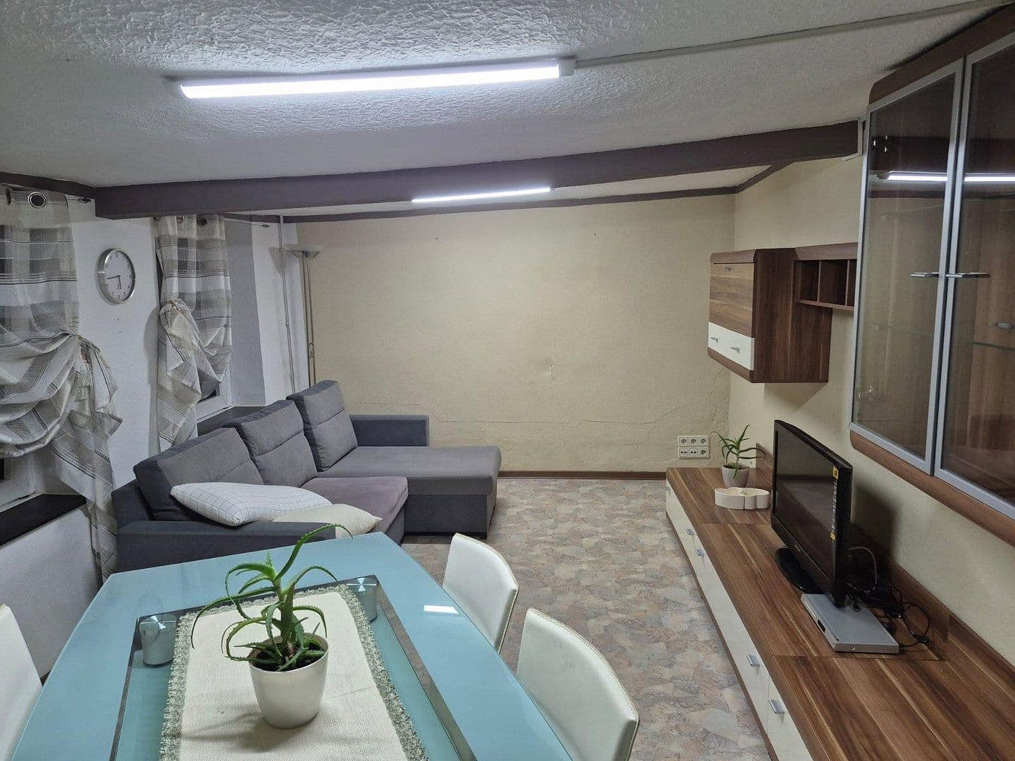 Prodej domu 121 m², pozemek 1.767 m², Altlay, Porýní-Falc Prodej domu 121 m², pozemek 1.767 m², Altlay, Porýní-Falc