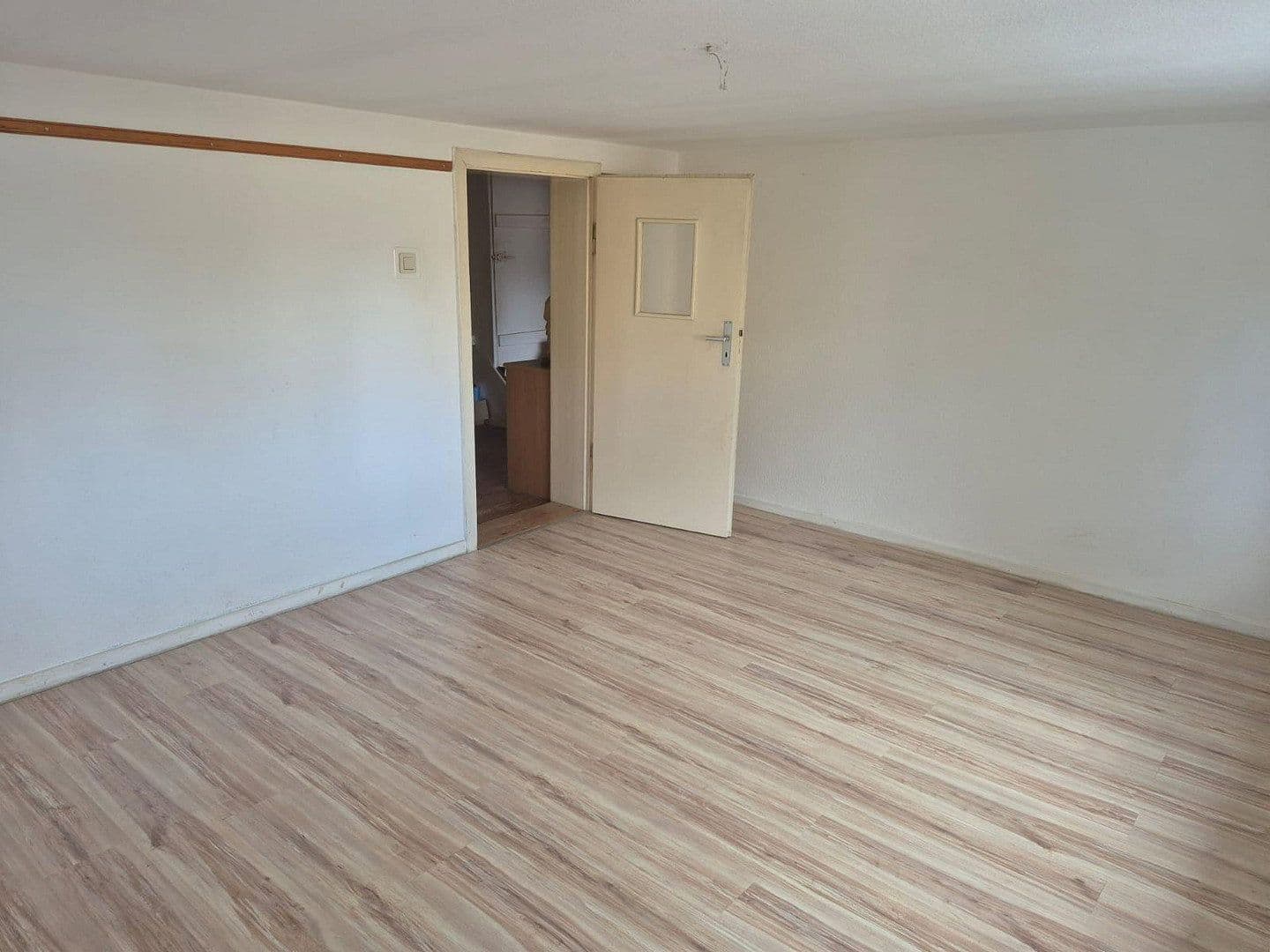Prodej domu 121 m², pozemek 1.767 m², Altlay, Porýní-Falc Prodej domu 121 m², pozemek 1.767 m², Altlay, Porýní-Falc