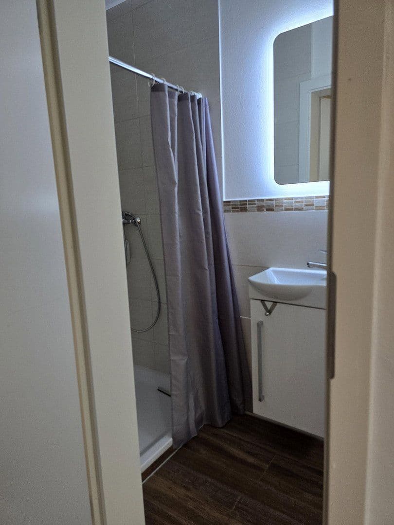 Prodej domu 240 m², pozemek 1.500 m², Hans-Staden-Allee 6, Homberg (Efze), Hessen Prodej domu 240 m², pozemek 1.500 m², Hans-Staden-Allee 6, Homberg (Efze), Hessen