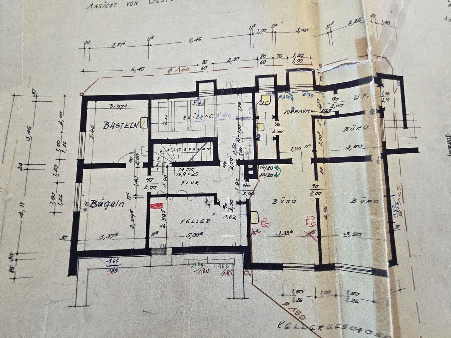 Prodej domu 240 m², pozemek 1.500 m², Hans-Staden-Allee 6, Homberg (Efze), Hessen Prodej domu 240 m², pozemek 1.500 m², Hans-Staden-Allee 6, Homberg (Efze), Hessen