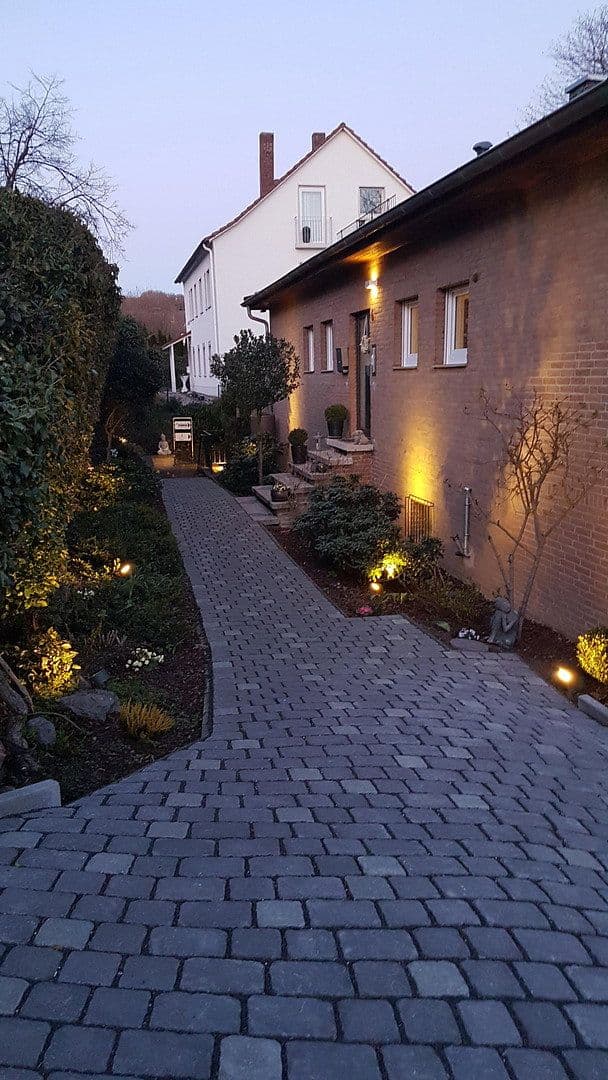 Prodej domu 240 m², pozemek 1.500 m², Hans-Staden-Allee 6, Homberg (Efze), Hessen Prodej domu 240 m², pozemek 1.500 m², Hans-Staden-Allee 6, Homberg (Efze), Hessen