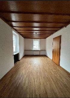 Pronájem bytu 5+1 130 m², Neue Bergstraße 23, Landshut, Bavorsko Pronájem bytu 5+1 130 m², Neue Bergstraße 23, Landshut, Bavorsko