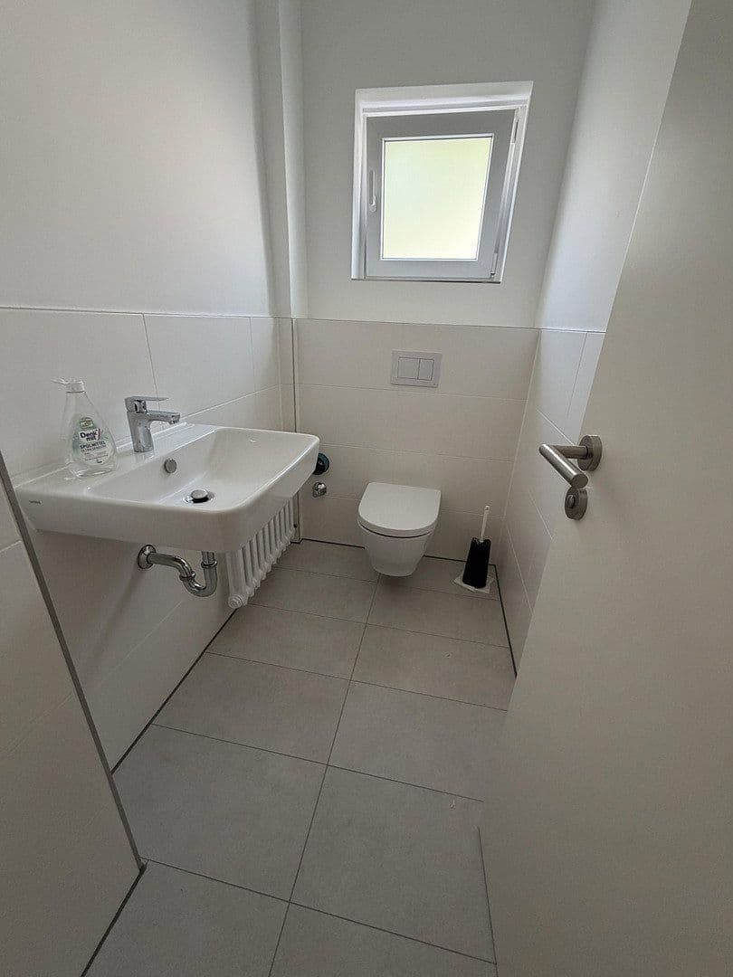 Pronájem bytu 3+1 87 m², Enggasse 29, Bonn, Severní Porýní-Vestfálsko Pronájem bytu 3+1 87 m², Enggasse 29, Bonn, Severní Porýní-Vestfálsko