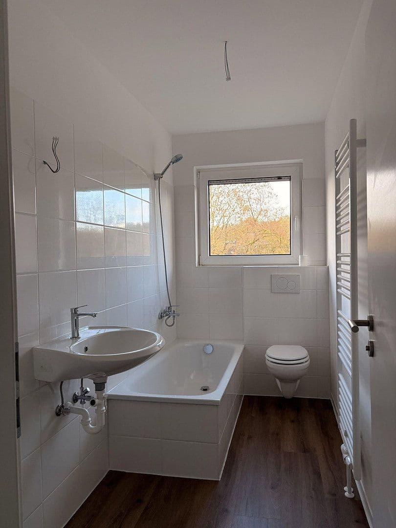 Pronájem bytu 3+1 74 m², Hohenfelder Stieg 1, Geesthacht, Šlesvicko-Holštýnsko Pronájem bytu 3+1 74 m², Hohenfelder Stieg 1, Geesthacht, Šlesvicko-Holštýnsko