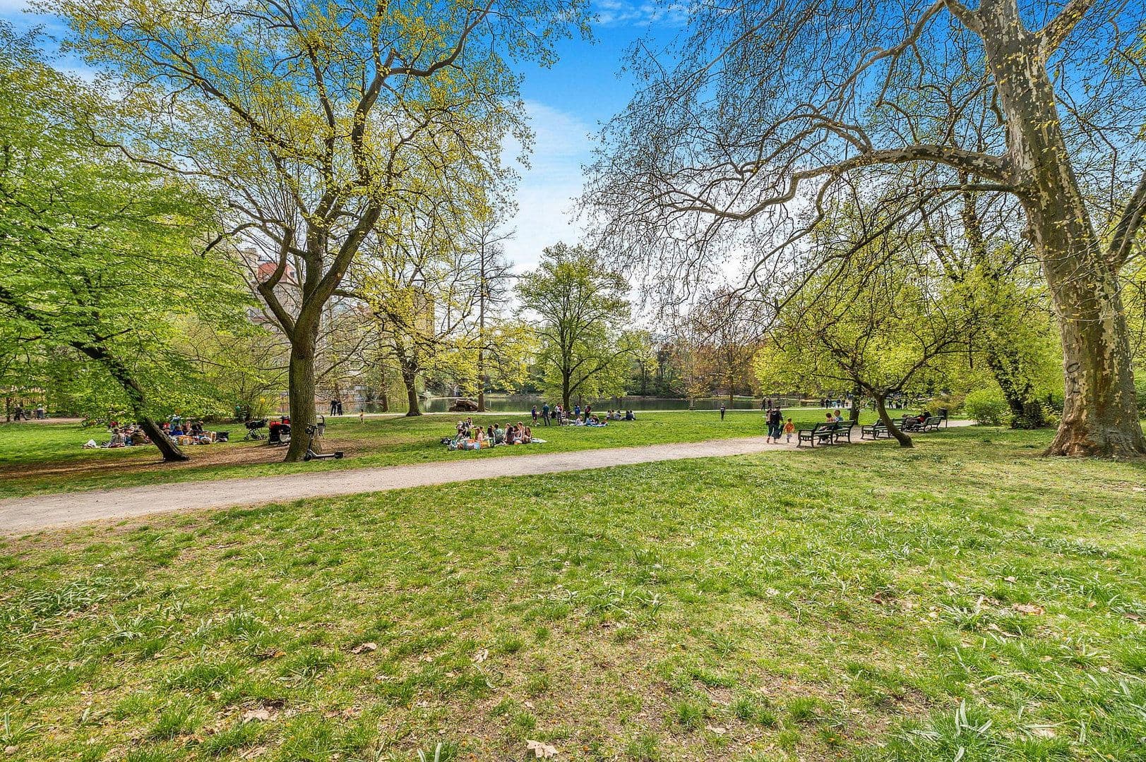 Prodej bytu 2+1 57 m², Berlin, Berlín Prodej bytu 2+1 57 m², Berlin, Berlín