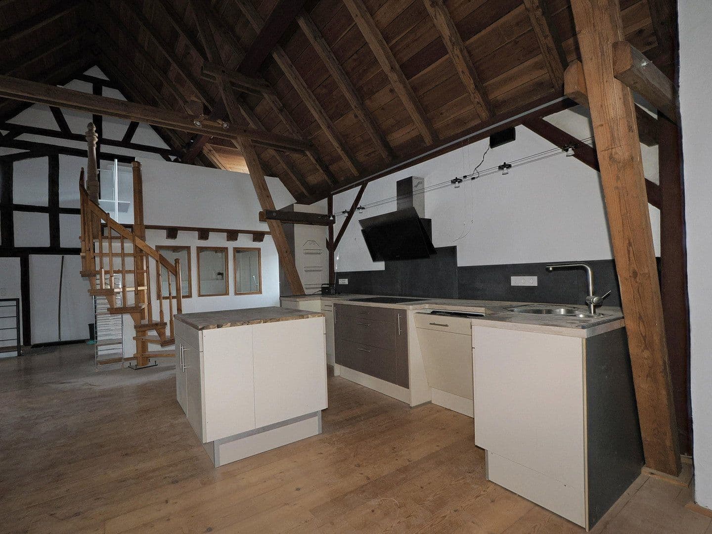 Pronájem bytu 1+1 100 m², Brachttal, Hessen Pronájem bytu 1+1 100 m², Brachttal, Hessen