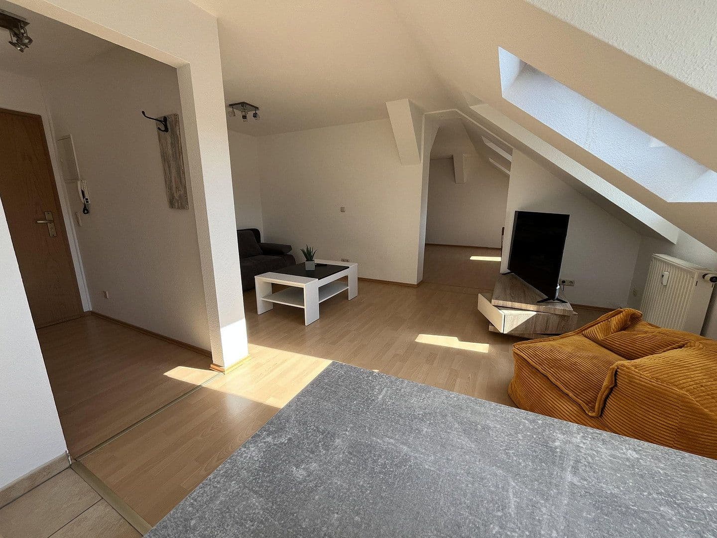 Pronájem bytu 2+1 48 m², Weststraße 36, Chemnitz, Sasko Pronájem bytu 2+1 48 m², Weststraße 36, Chemnitz, Sasko