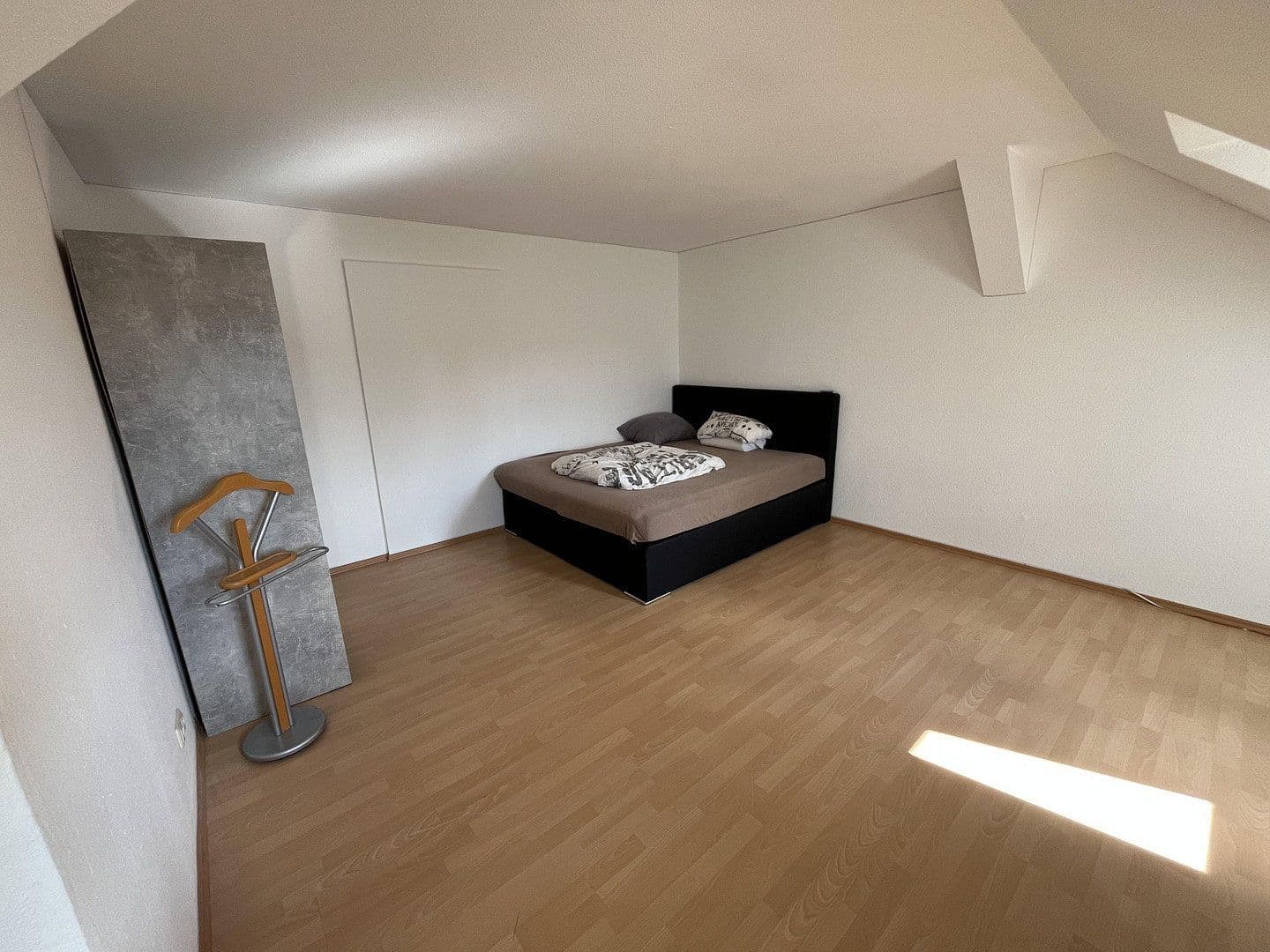 Pronájem bytu 2+1 48 m², Weststraße 36, Chemnitz, Sasko Pronájem bytu 2+1 48 m², Weststraße 36, Chemnitz, Sasko