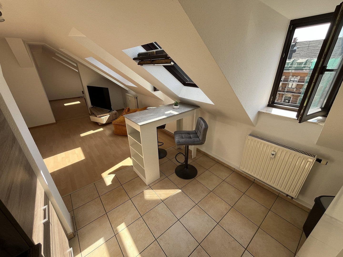 Pronájem bytu 2+1 48 m², Weststraße 36, Chemnitz, Sasko Pronájem bytu 2+1 48 m², Weststraße 36, Chemnitz, Sasko