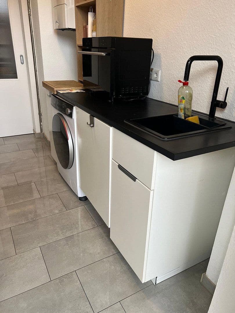 Pronájem bytu 3+1 67 m², Mathildenstraße 24, Nürnberg, Bavorsko Pronájem bytu 3+1 67 m², Mathildenstraße 24, Nürnberg, Bavorsko