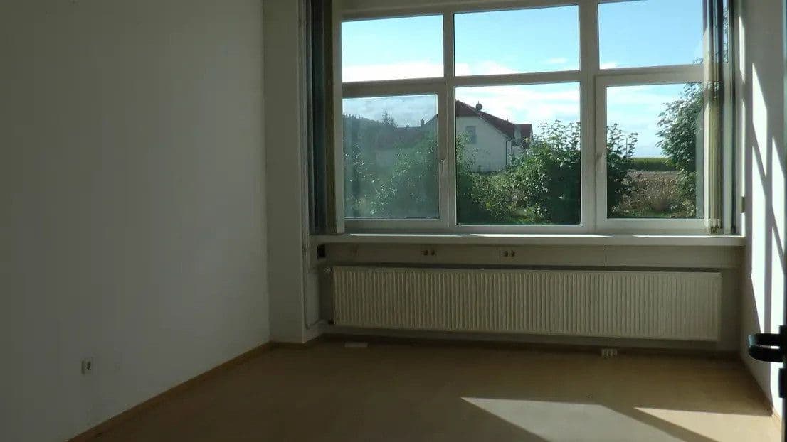 Pronájem nebytového prostoru 4.000 m², Werkstraße 3, Buch, Bavorsko Pronájem nebytového prostoru 4.000 m², Werkstraße 3, Buch, Bavorsko