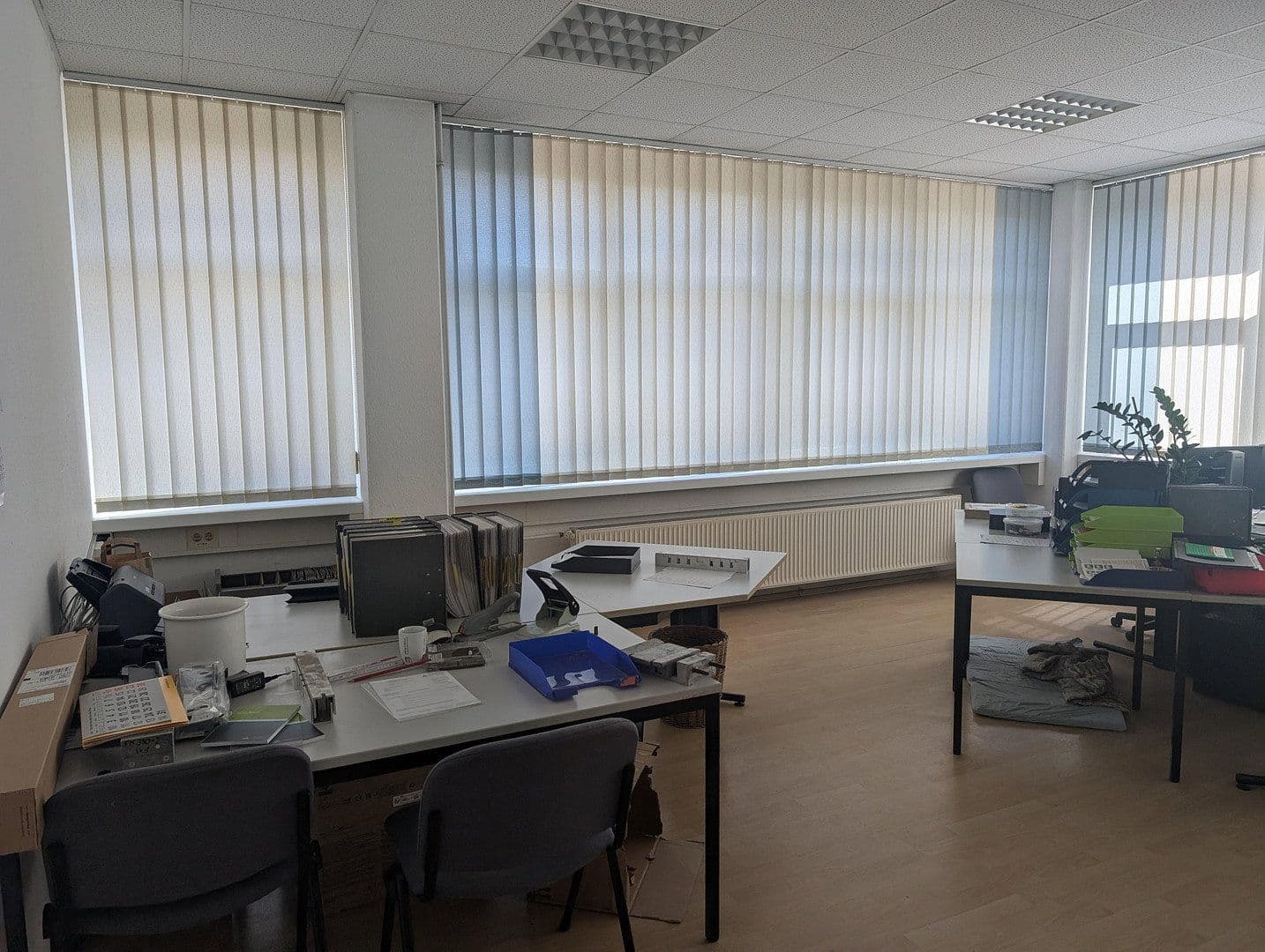 Pronájem nebytového prostoru 4.000 m², Werkstraße 3, Buch, Bavorsko Pronájem nebytového prostoru 4.000 m², Werkstraße 3, Buch, Bavorsko