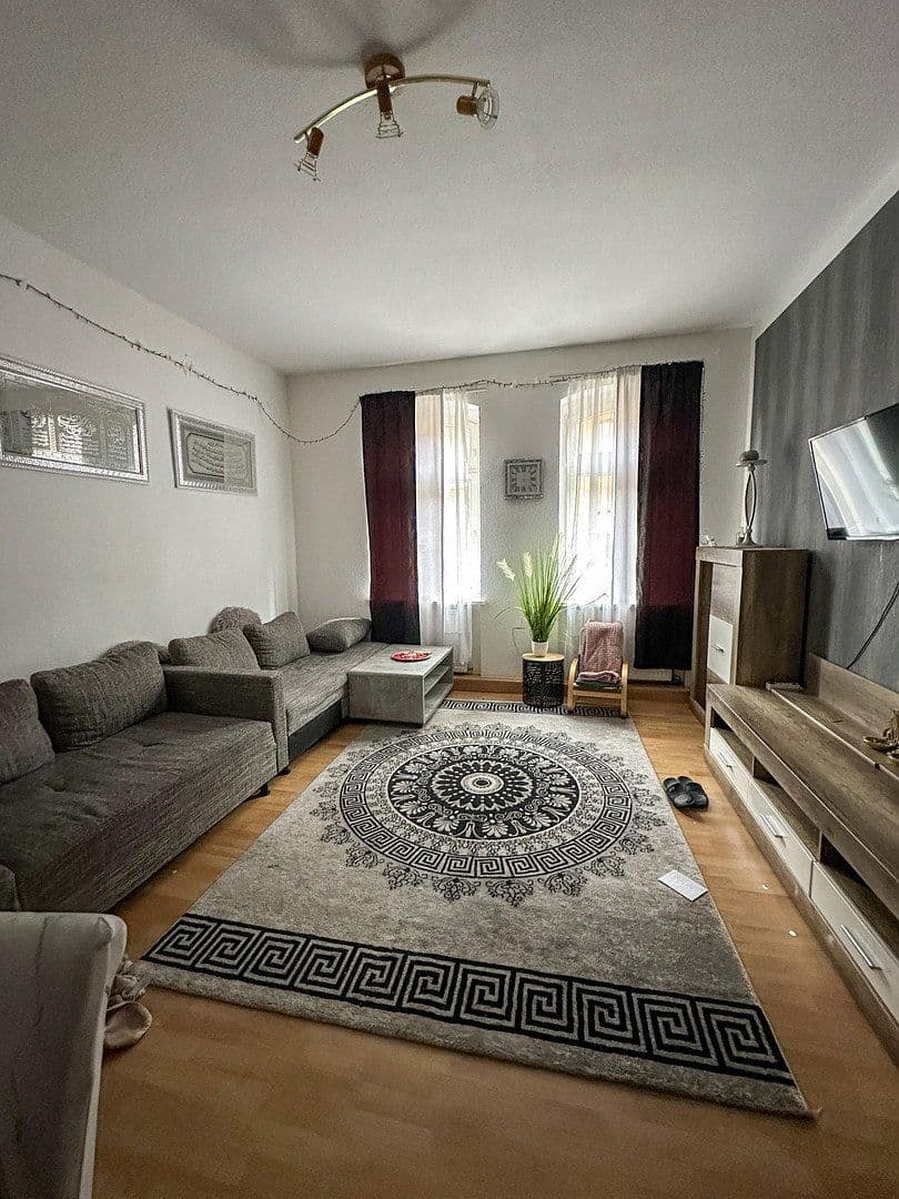 Pronájem bytu 4+1 121 m², Waltherstr. 6, Weißenfels, Sasko-Anhaltsko Pronájem bytu 4+1 121 m², Waltherstr. 6, Weißenfels, Sasko-Anhaltsko