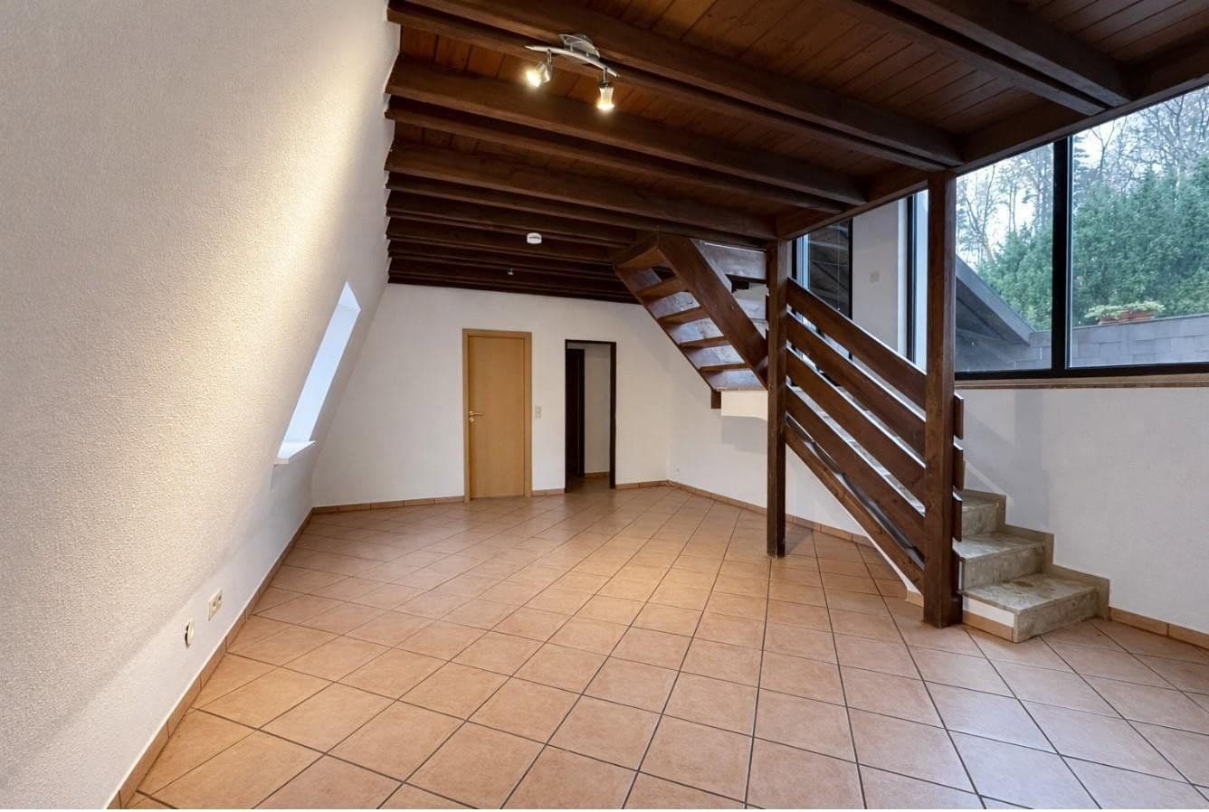 Pronájem bytu 3+1 73 m², Hüttemeisterstraße 15, Lüdenscheid, Severní Porýní-Vestfálsko Pronájem bytu 3+1 73 m², Hüttemeisterstraße 15, Lüdenscheid, Severní Porýní-Vestfálsko