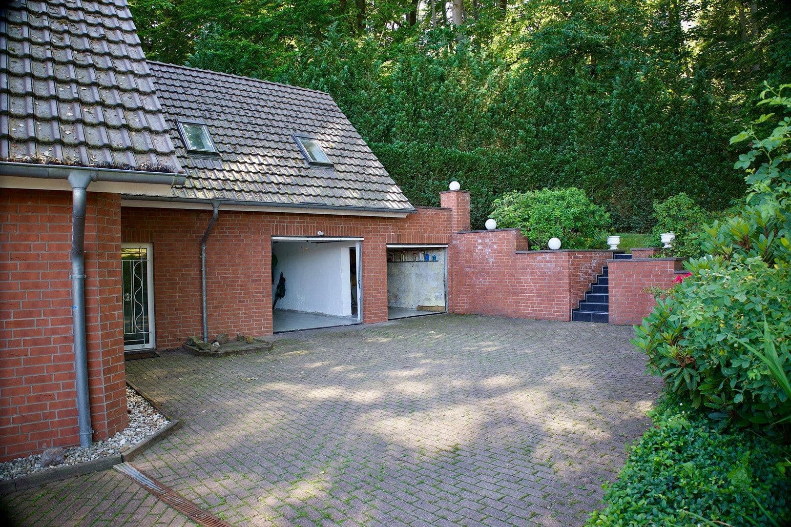 Prodej domu 225 m², pozemek 910 m², Oyler Berg 19A, Marklohe, Dolní Sasko Prodej domu 225 m², pozemek 910 m², Oyler Berg 19A, Marklohe, Dolní Sasko