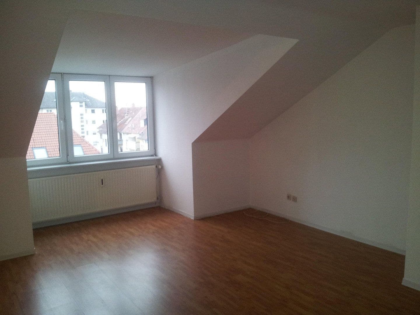 Pronájem bytu 2+1 62 m², Hildebrandstr-22, Karlsruhe, Bádensko-Württembersko Pronájem bytu 2+1 62 m², Hildebrandstr-22, Karlsruhe, Bádensko-Württembersko