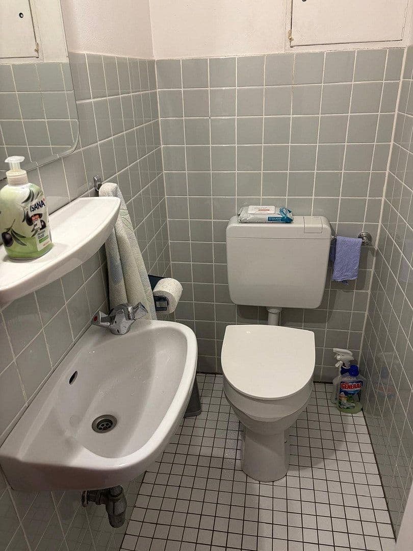 Prodej bytu 3+1 73 m², Wuppertal, Severní Porýní-Vestfálsko Prodej bytu 3+1 73 m², Wuppertal, Severní Porýní-Vestfálsko