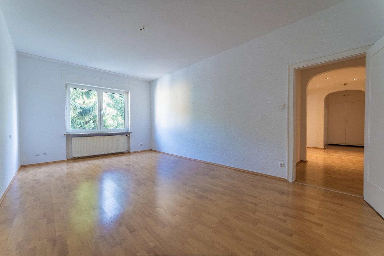 Pronájem bytu 4+1 120 m², Koblenz, Porýní-Falc Pronájem bytu 4+1 120 m², Koblenz, Porýní-Falc