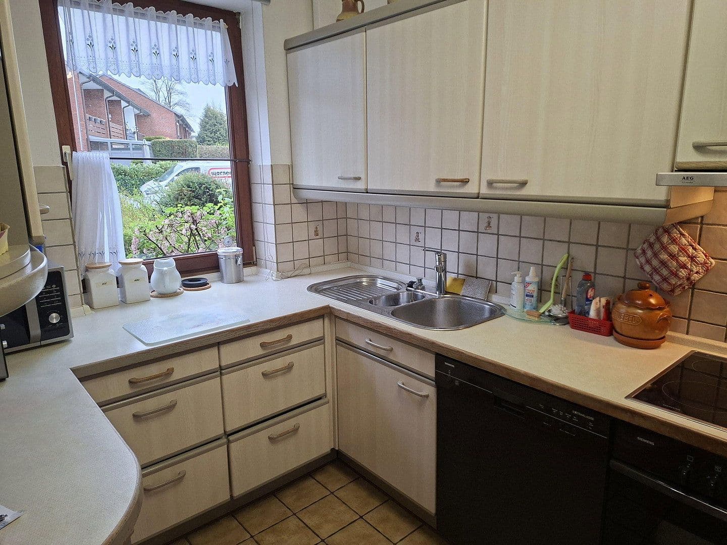 Prodej domu 130 m², pozemek 451 m², Norderstedt, Šlesvicko-Holštýnsko Prodej domu 130 m², pozemek 451 m², Norderstedt, Šlesvicko-Holštýnsko