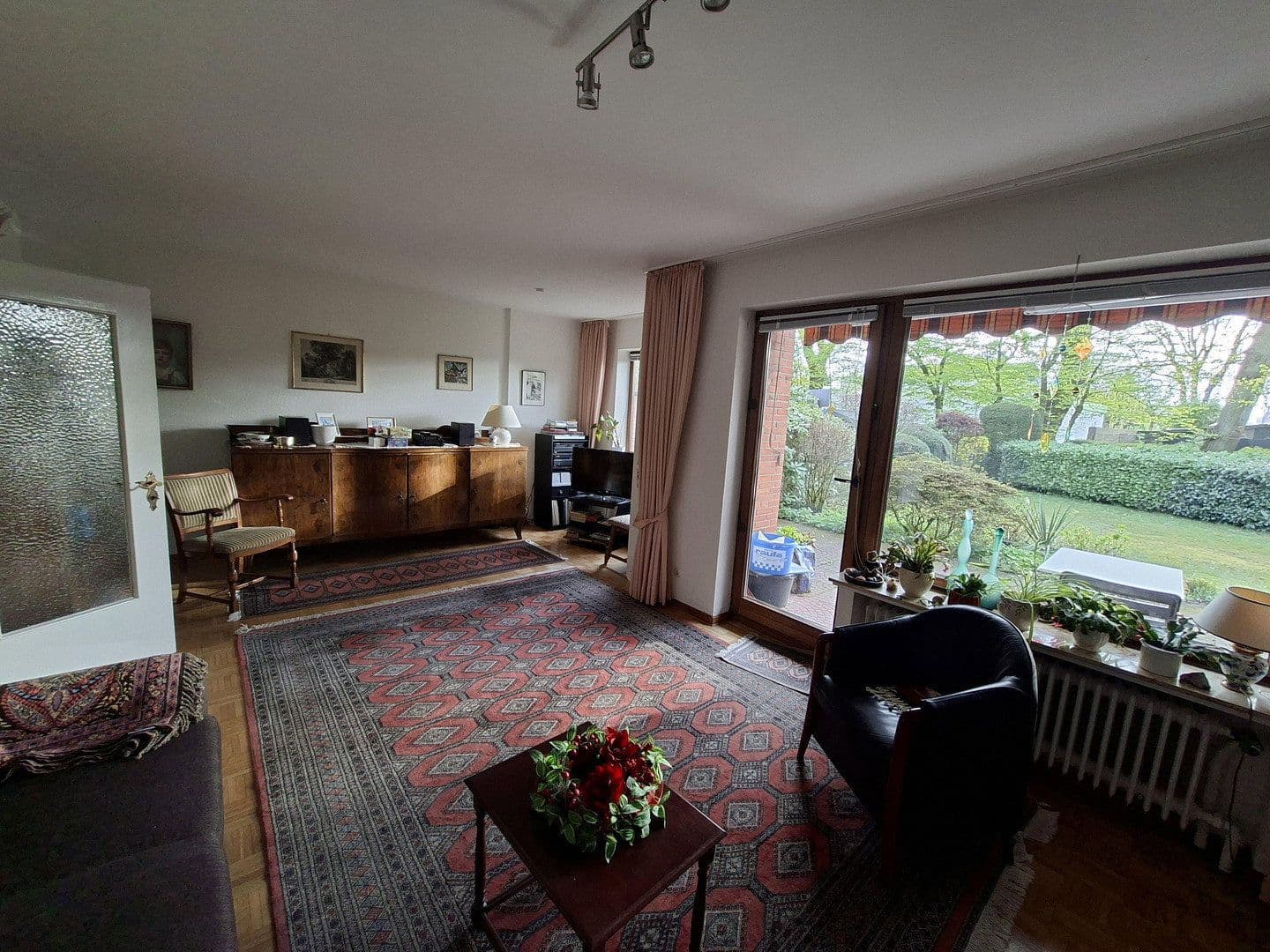 Prodej domu 130 m², pozemek 451 m², Norderstedt, Šlesvicko-Holštýnsko Prodej domu 130 m², pozemek 451 m², Norderstedt, Šlesvicko-Holštýnsko