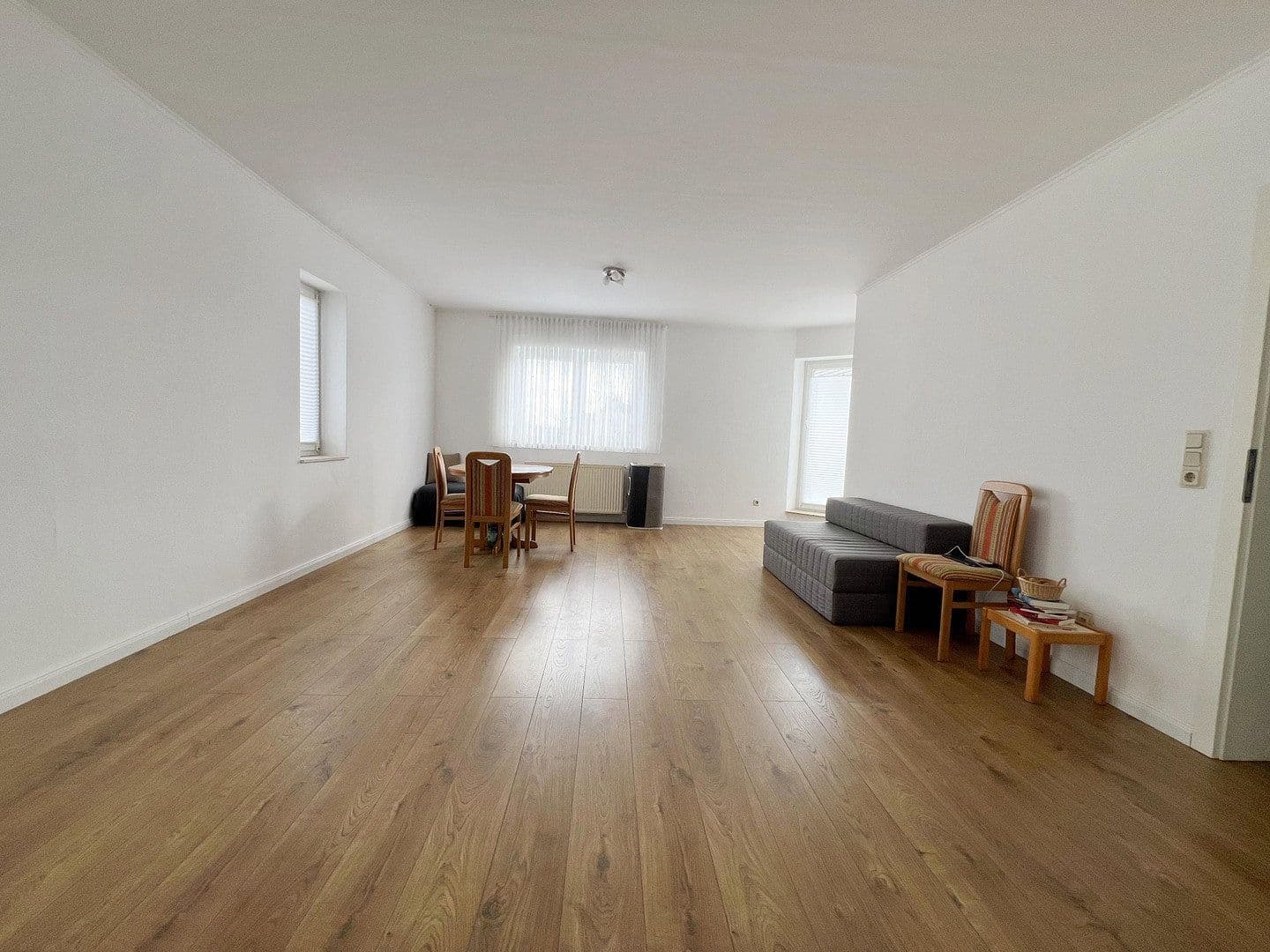 Pronájem bytu 4+1 100 m², Hauptstr. 104a, Lohmar, Severní Porýní-Vestfálsko Pronájem bytu 4+1 100 m², Hauptstr. 104a, Lohmar, Severní Porýní-Vestfálsko