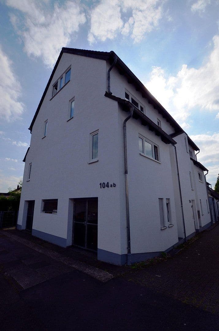 Pronájem bytu 4+1 100 m², Hauptstr. 104a, Lohmar, Severní Porýní-Vestfálsko Pronájem bytu 4+1 100 m², Hauptstr. 104a, Lohmar, Severní Porýní-Vestfálsko