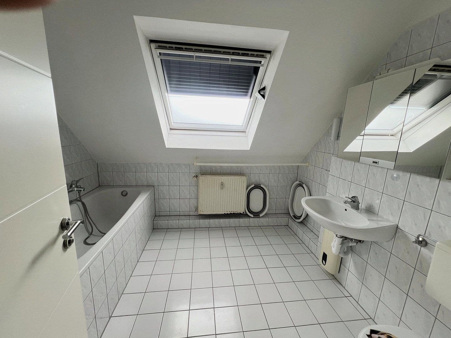 Pronájem bytu 4+1 100 m², Hauptstr. 104a, Lohmar, Severní Porýní-Vestfálsko Pronájem bytu 4+1 100 m², Hauptstr. 104a, Lohmar, Severní Porýní-Vestfálsko