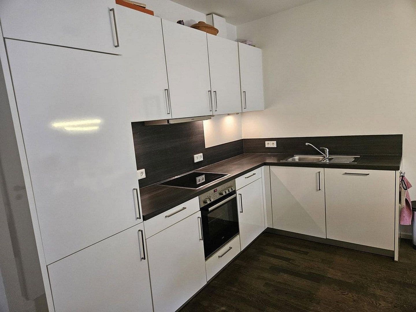 Pronájem bytu 2+1 80 m², Hamburg, Hamburg Pronájem bytu 2+1 80 m², Hamburg, Hamburg