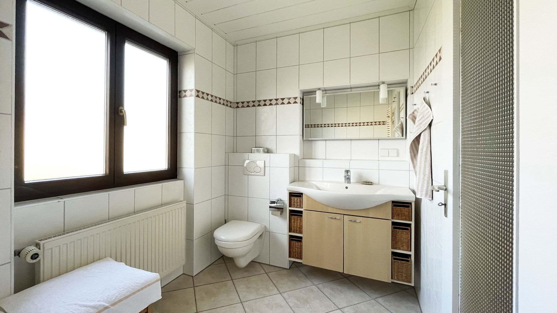 Prodej domu 180 m², pozemek 410 m², Stutensee, Bádensko-Württembersko Prodej domu 180 m², pozemek 410 m², Stutensee, Bádensko-Württembersko