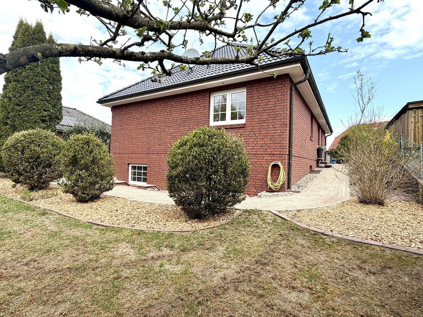 Prodej domu 125 m², pozemek 780 m², Pferdekoppel 14, Neetze, Dolní Sasko Prodej domu 125 m², pozemek 780 m², Pferdekoppel 14, Neetze, Dolní Sasko