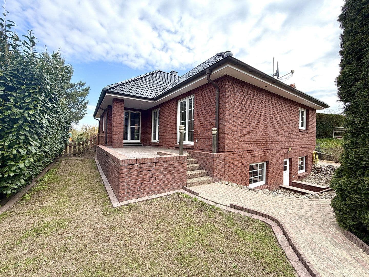 Prodej domu 125 m², pozemek 780 m², Pferdekoppel 14, Neetze, Dolní Sasko Prodej domu 125 m², pozemek 780 m², Pferdekoppel 14, Neetze, Dolní Sasko