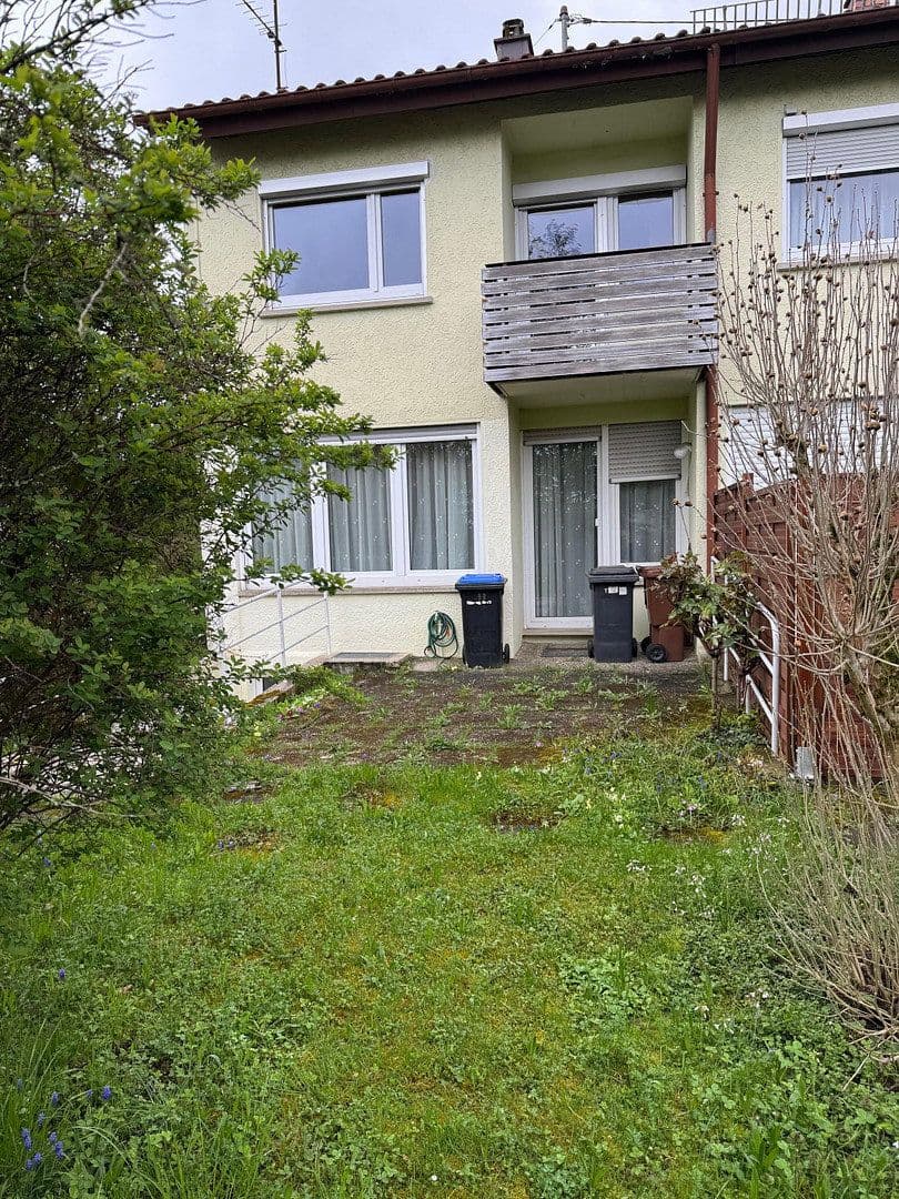Prodej domu 88 m², pozemek 286 m², Esslingen am Neckar, Bádensko-Württembersko Prodej domu 88 m², pozemek 286 m², Esslingen am Neckar, Bádensko-Württembersko